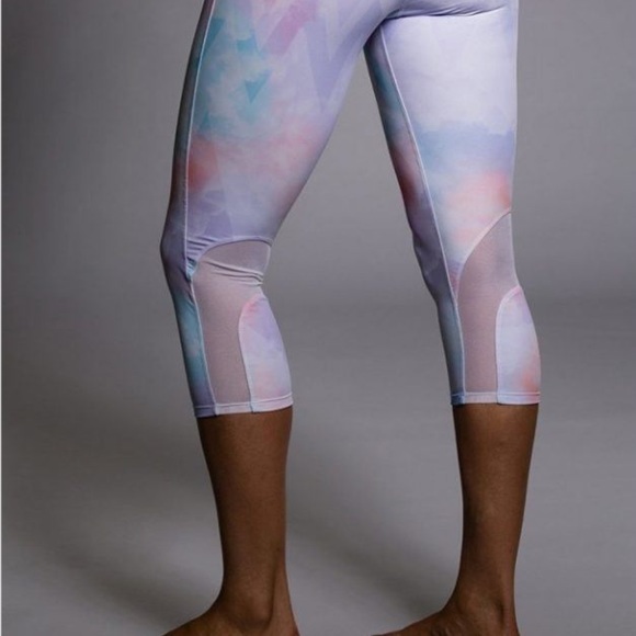 Onzie Hot Yoga Sprinter Capri size S/M - Picture 2 of 3